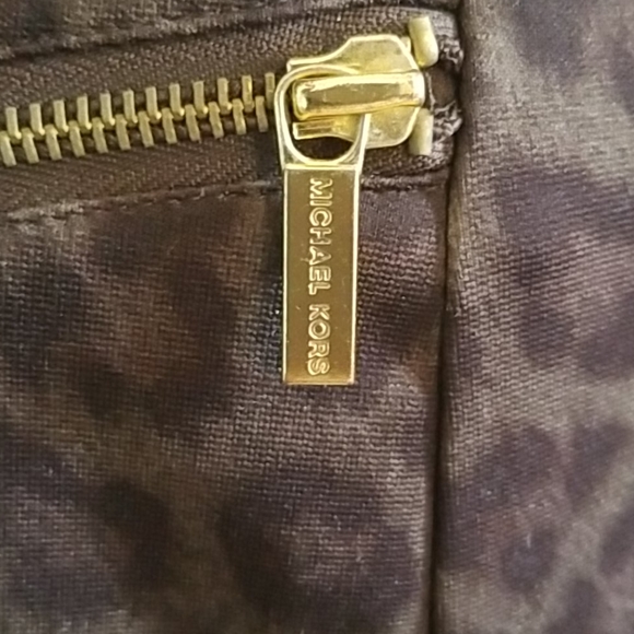 Michael Kors Pencil Skirt - Picture 4 of 8